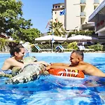 Hotel Royal-spiaggia