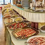 Royal-spiaggia Hotel 3*