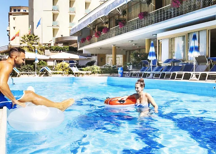 Royal-spiaggia מלון