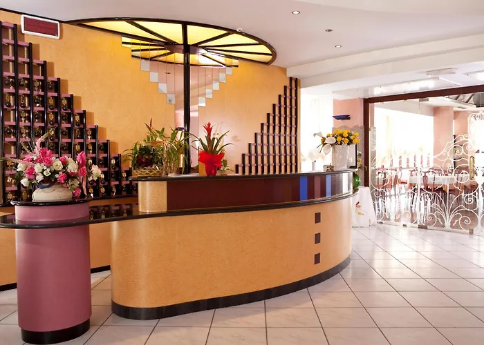 Royal-spiaggia Hotel 3*