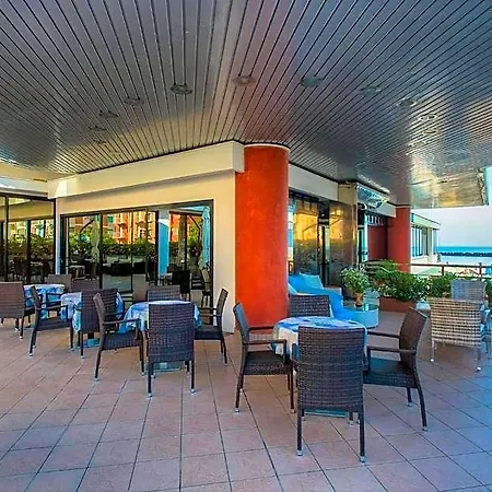 Royal-spiaggia 3*