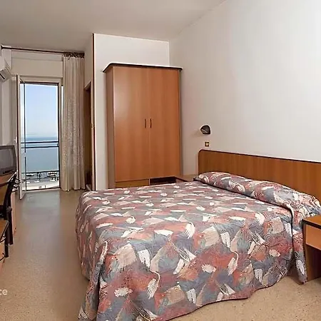 Royal-spiaggia 3* Gatteo a Mare