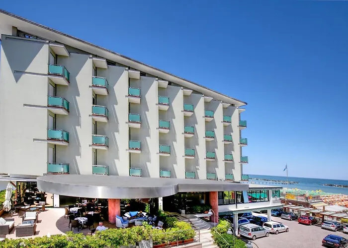 Royal-spiaggia Szálloda 3*